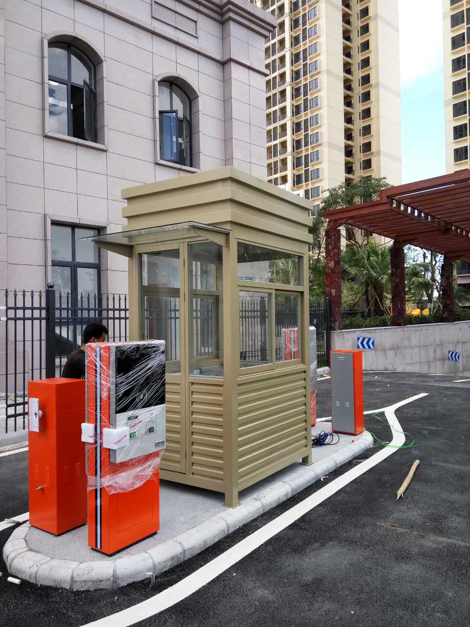 保安梅州崗?fù)な褂弥衅鸬侥男┕δ茏饔茫?></a>
                        <a href=